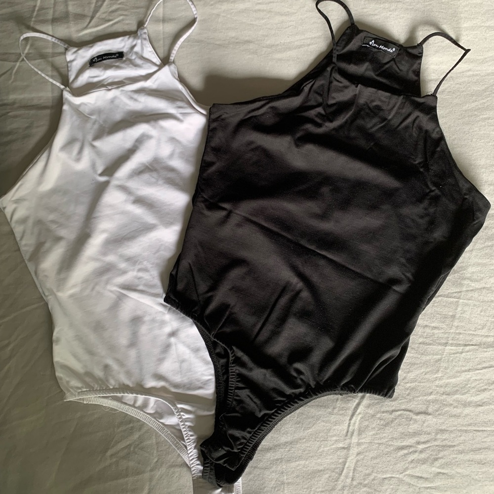 Spaghetti sleeve bodysuits black and white